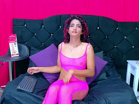 aura sterling online show from June 12, 2026, 11:41 am