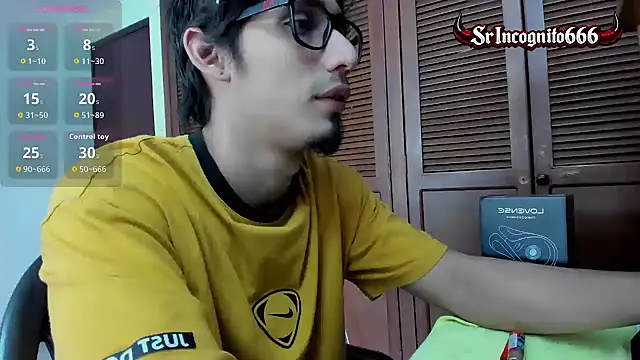 SrIncognito666 online show from July 11, 2026, 4:51 pm