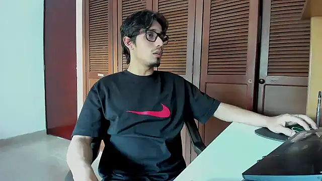 SrIncognito666 online show from June 24, 2026, 8:39 pm