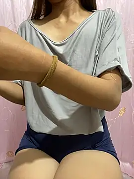 Keshayummy2027 online show from June 17, 2026, 3:00 pm