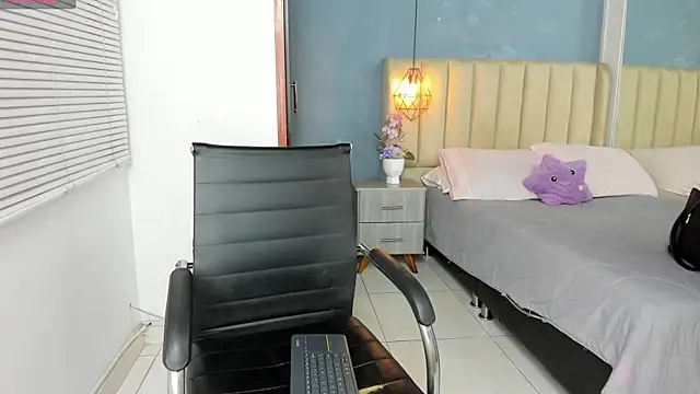Cathaleya sexy online show from June 30, 2026, 3:39 am