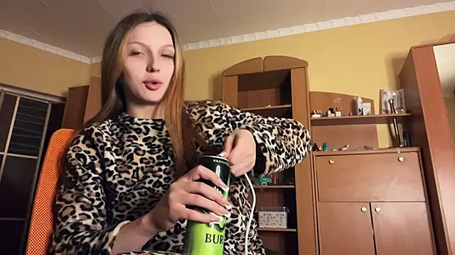 Snapshot of xXMelanieseXx chatting on June 6, 2026, 4:56 pm xXMelanieseXx online show from June 6, 2026, 4:56 pm