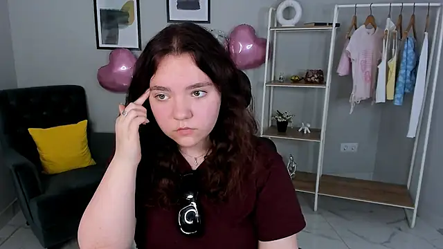 Angela Adams  online show from May 29, 2026, 1:39 pm