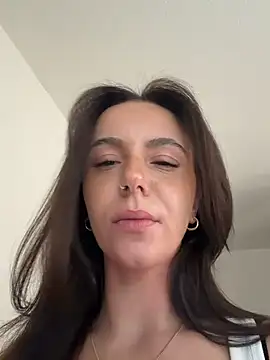 Cherry-Bean online show from July 15, 2026, 5:09 pm