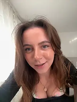 Cherry-Bean online show from June 29, 2026, 5:23 pm