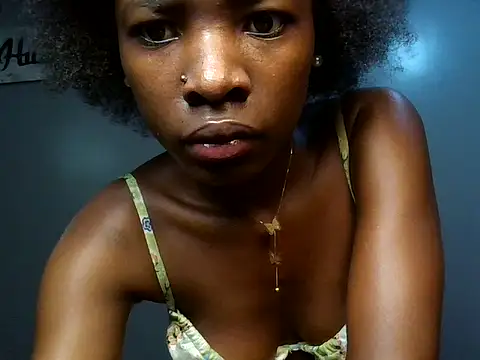 Snapshot of slim_berry01 chatting on June 21, 2026, 1:50 pm slim berry01 online show from June 21, 2026, 1:50 pm