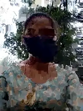 Madhuri-singh88 online show from June 18, 2026, 2:43 am