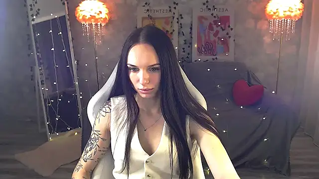 Snapshot of NicoleMerz chatting on June 12, 2026, 3:43 pm NicoleMerz online show from June 12, 2026, 3:43 pm