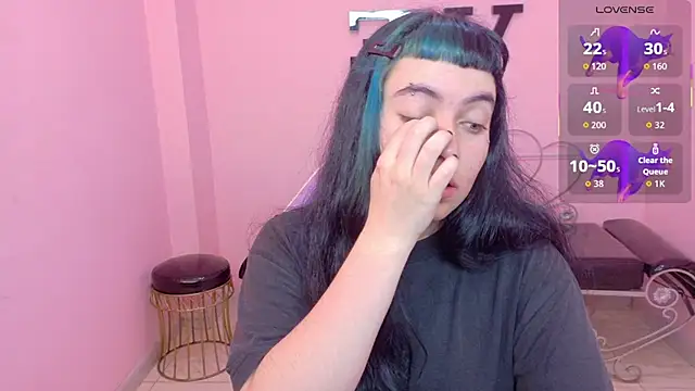  sofia smth xx online show from June 26, 2026, 1:06 pm