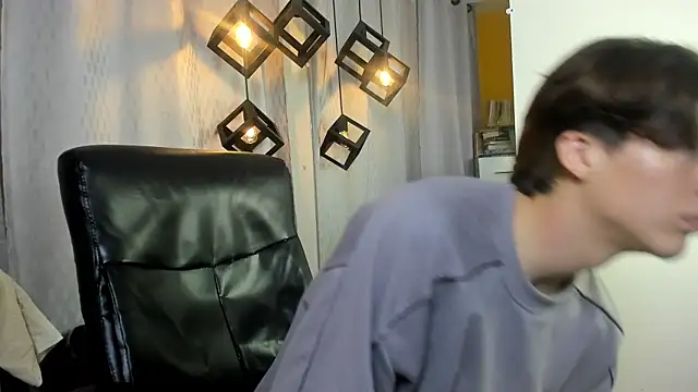 Marcoviolet online show from June 25, 2026, 7:41 pm