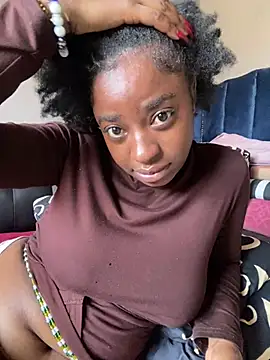 HotGarotinha online show from July 10, 2026, 11:10 am