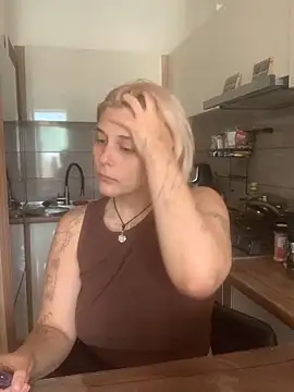 Ella Bloom online show from June 14, 2026, 9:21 am