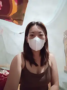 -Trinina- online show from June 20, 2026, 6:57 pm