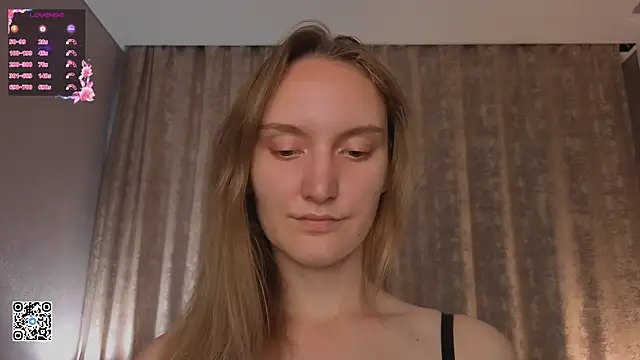 JenevaLitalien online show from July 14, 2026, 3:40 pm