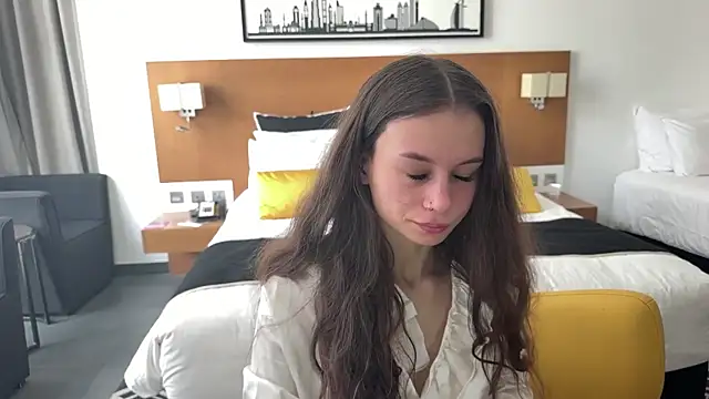 kittyrae online show from July 18, 2026, 7:06 am