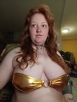 CURVYSAKURA online show from June 14, 2026, 9:05 pm