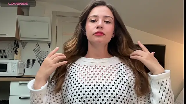 Clara June online show from July 3, 2026, 2:34 pm