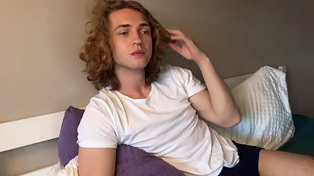 DanielWalkerr online show from July 9, 2026, 5:12 pm