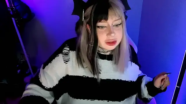 Chiibis online show from June 17, 2026, 1:10 pm