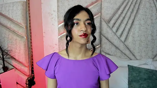 KyleeSmiith online show from July 22, 2026, 5:20 am
