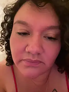 HeidiSanabria online show from July 9, 2026, 1:39 am