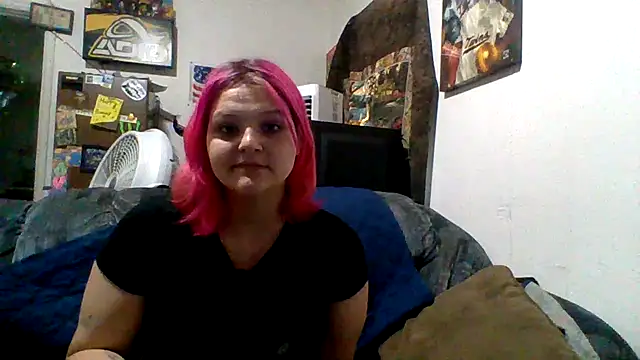 Elliebellie1 online show from July 2, 2026, 7:42 pm