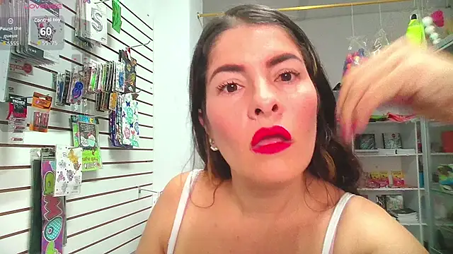 juanamoretti online show from July 8, 2026, 3:56 pm