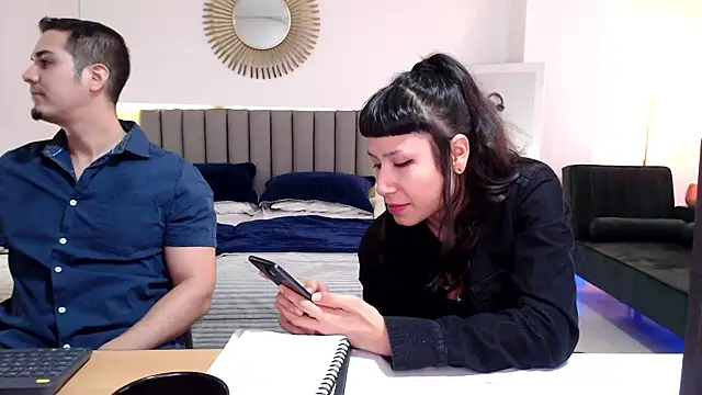 Snapshot of theoffice_couple chatting on July 1, 2026, 7:03 pm theoffice couple online show from July 1, 2026, 7:03 pm