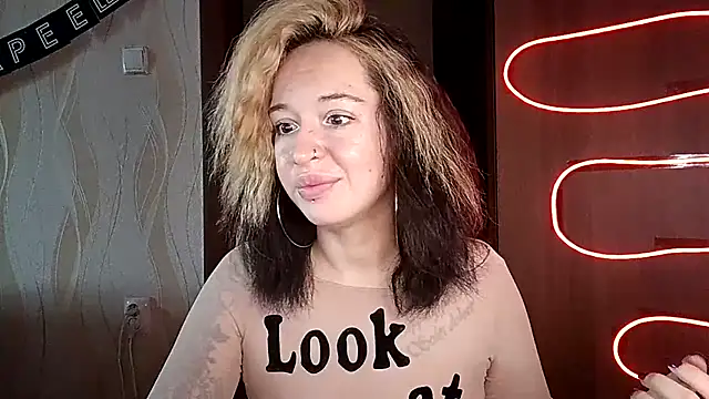 ElianaFox  online show from July 9, 2026, 8:37 am
