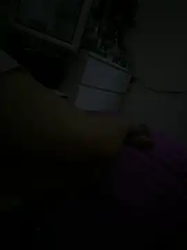 selinimm online show from July 10, 2026, 11:38 pm