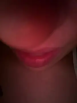 selinimm online show from July 2, 2026, 9:43 pm