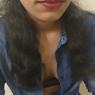 Snapshot of sezzling_simran_ chatting on July 2, 2026, 1:17 am sezzling simran online show from July 2, 2026, 1:17 am