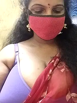 Snapshot of Poojitha-Queen chatting on July 5, 2026, 5:09 pm Poojitha-Queen online show from July 5, 2026, 5:09 pm