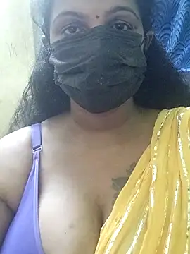 Snapshot of Poojitha-Queen chatting on June 29, 2026, 6:29 pm Poojitha-Queen online show from June 29, 2026, 6:29 pm