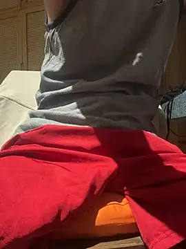 Henrycum2 online show from June 30, 2026, 3:12 pm