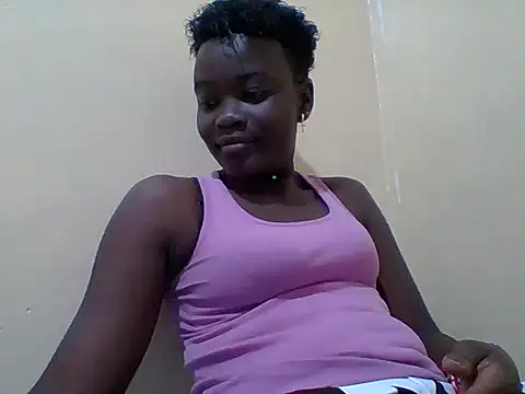 Pretty-Leaa online show from June 30, 2026, 11:43 am