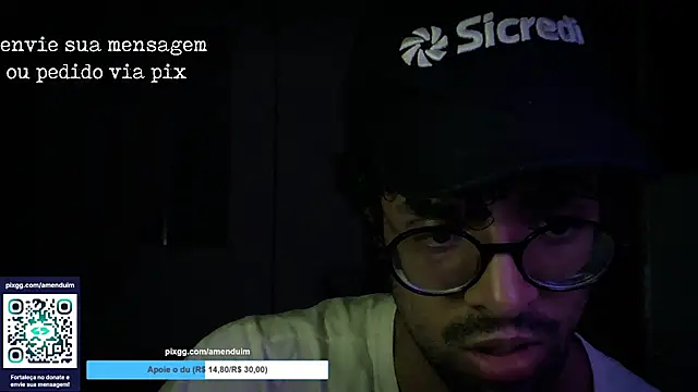 oamenduim00 online show from July 8, 2026, 8:42 pm