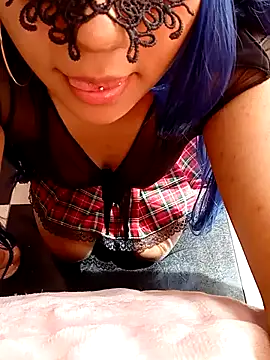 cremmluna online show from July 8, 2026, 3:24 pm