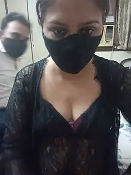 ROMANTIC-COUPLES online show from July 8, 2026, 4:18 pm