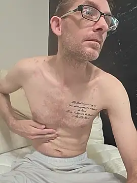 Slim Daddy4u online show from July 1, 2026, 7:14 pm