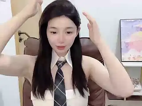 Annie-3 online show from July 2, 2026, 7:58 am