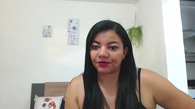 Snapshot of poppymagic chatting on July 3, 2026, 4:19 am poppymagic online show from July 3, 2026, 4:19 am