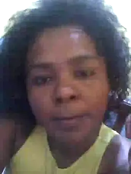 LatinaRoseBR online show from July 4, 2026, 8:57 pm