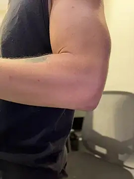 andrewlopezz online show from July 13, 2026, 11:37 pm
