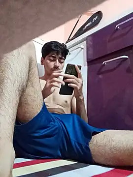 cutie boy 69 online show from July 6, 2026, 12:23 pm