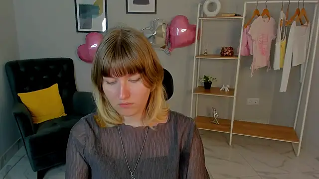 Ashley Little online show from July 11, 2026, 11:43 am