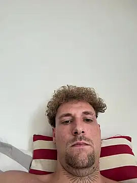 youngplayboymmm online show from July 6, 2026, 11:39 am