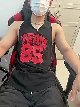 kr hotguy1 online show from July 13, 2026, 3:28 am