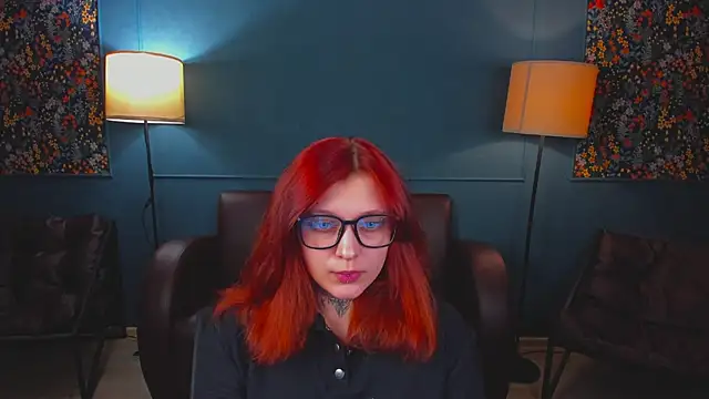 SarahDeen1 online show from July 9, 2026, 1:54 pm