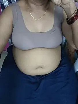 amudha143 online show from July 10, 2026, 9:04 pm